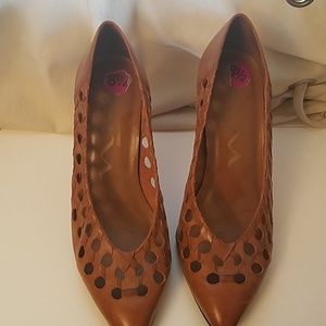 Brown leather Nina heels